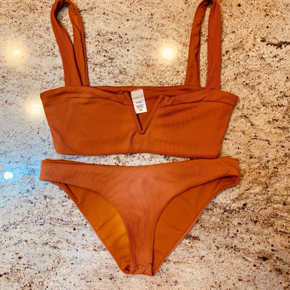 L* Space Lee Lee Ribbed Bikini Color AMBER Top and Bottom Size Large NWOT Beach - Picture 2 of 14